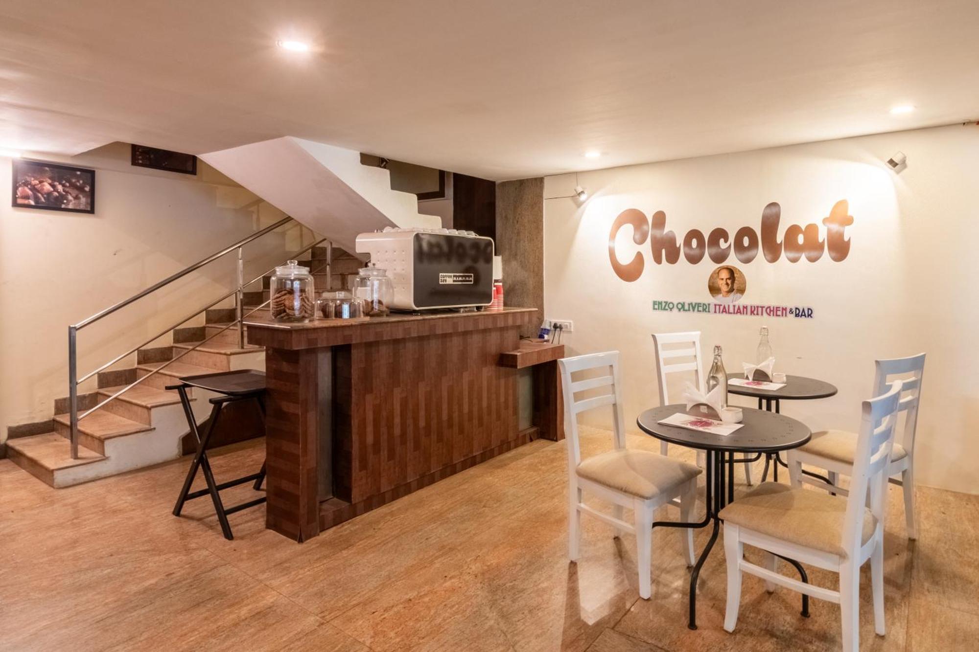 Отель Chocolat House Бангалор Экстерьер фото